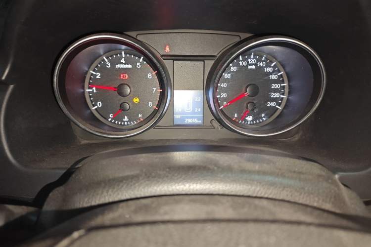 Used Haval M6 2019 1.5T Manual Two-Wheel Drive Elite Version China VI Standard Odometer Close Up