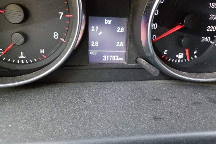 Used Haval M6 2019 1.5T Manual Two-Wheel Drive Urban Version China V Standard Odometer Close Up