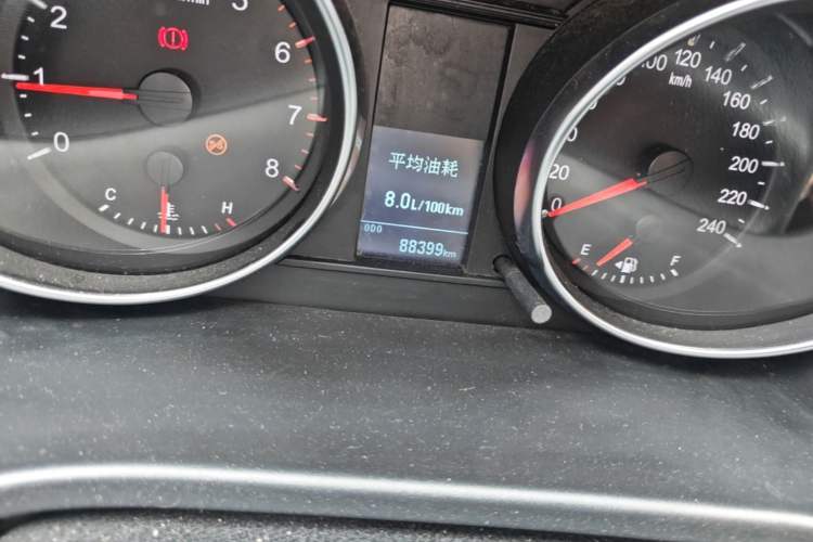 Used Haval M6 2019 1.5T Manual Two-Wheel Drive Elite Version China VI Standard Odometer Close Up