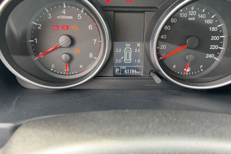 Used Haval M6 2019 1.5T DCT Two-Wheel Drive Value Edition China VI Standard Odometer Close Up