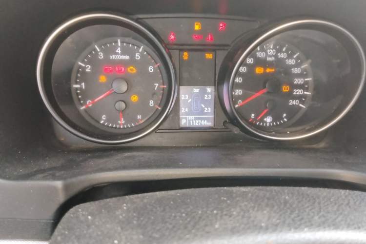 Used Haval M6 2019 1.5T DCT Two-Wheel Drive Elite Version China VI Standard Odometer Close Up