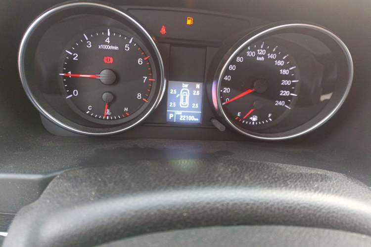 Used Haval M6 2019 1.5T DCT Two-Wheel Drive Value Edition China VI Standard Odometer Close Up
