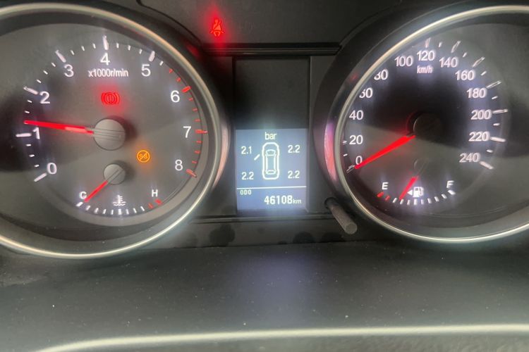 Used Haval M6 2019 1.5T Manual Two-Wheel Drive Elite Version China VI Standard Odometer Close Up