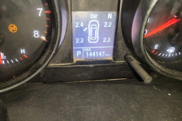 Used Haval M6 2019 1.5T DCT Two-Wheel Drive Value Edition China VI Standard Odometer Close Up