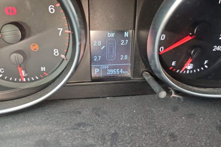 Used Haval M6 2019 1.5T DCT Two-Wheel Drive Value Edition China VI Standard Odometer Close Up