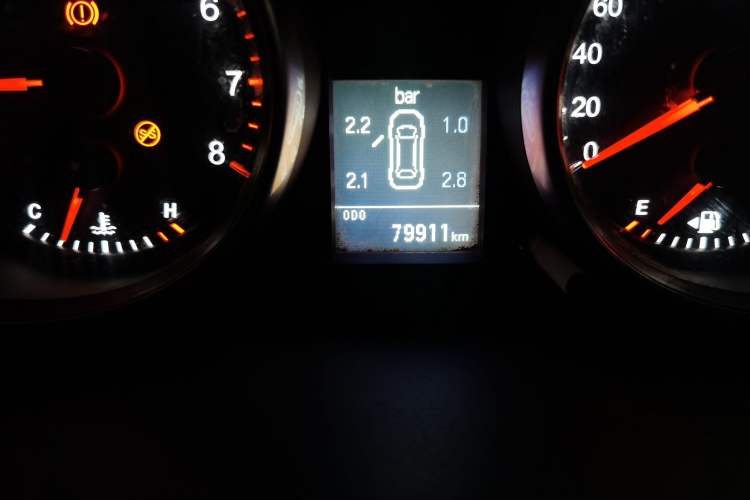 Used Haval M6 2019 1.5T Manual Two-Wheel Drive Elite Version China VI Standard Odometer Close Up