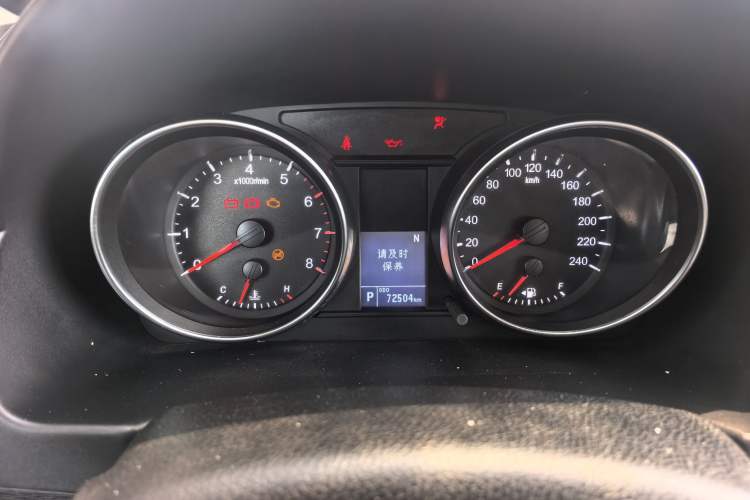 Used Haval M6 2019 1.5T DCT Two-Wheel Drive Elite Version China VI Standard Odometer Close Up