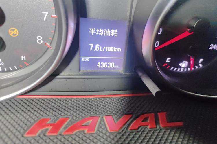 Used Haval M6 2019 1.5T Manual Two-Wheel Drive Elite Version China VI Standard Odometer Close Up
