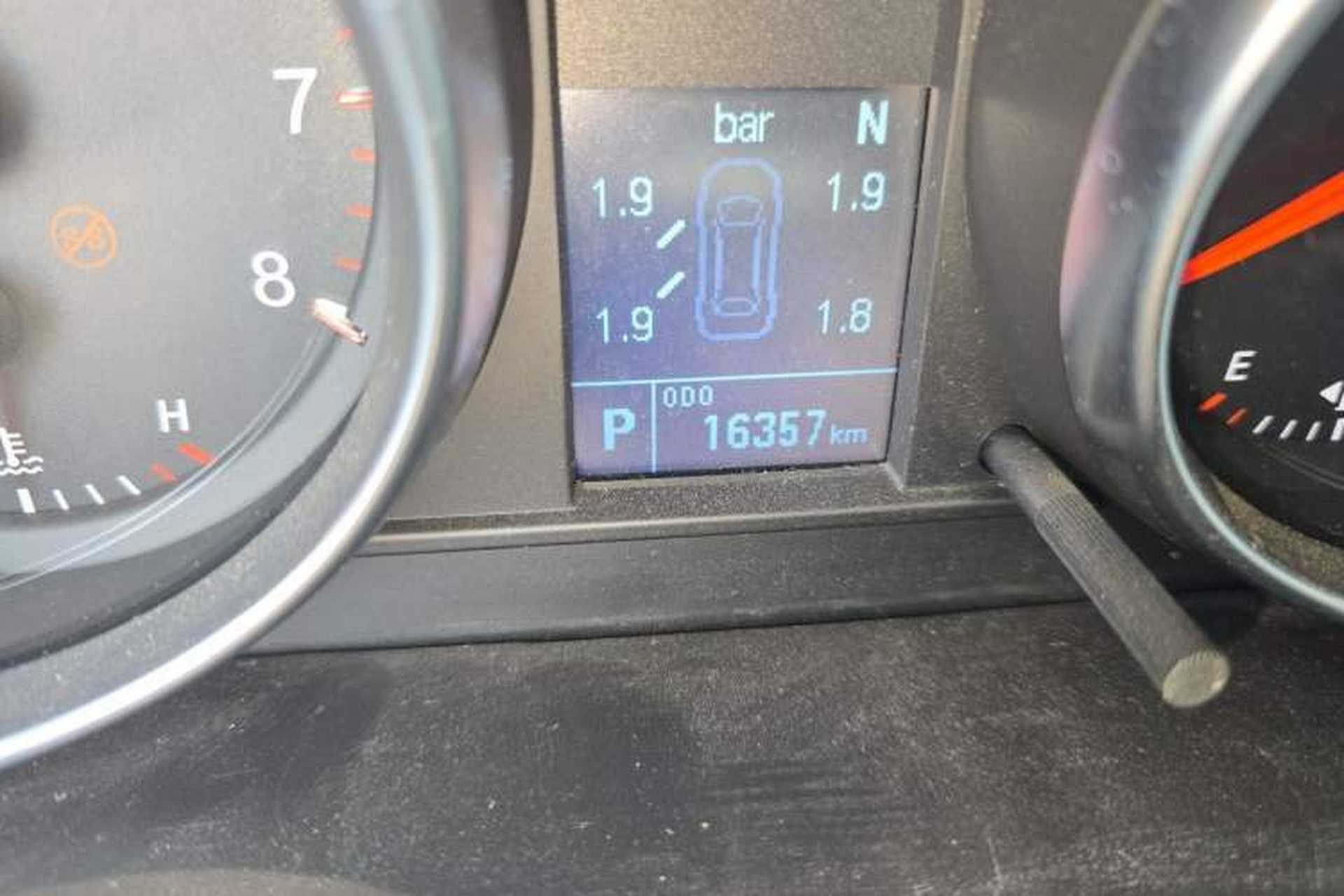 Used Haval M6 2019 1.5T DCT Two-Wheel Drive Value Edition China VI Standard Odometer Close Up