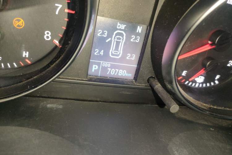 Used Haval M6 2019 1.5T DCT Two-Wheel Drive Value Edition China VI Standard Odometer Close Up
