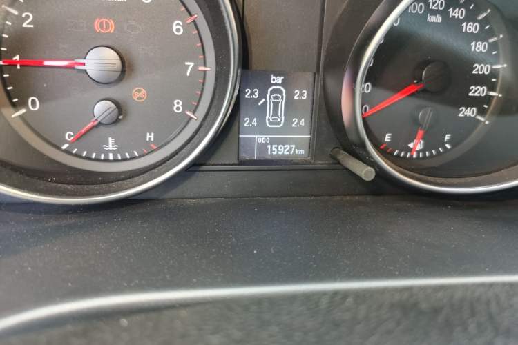 Used Haval M6 2019 1.5T Manual Two-Wheel Drive Elite Version China V Standard Odometer Close Up
