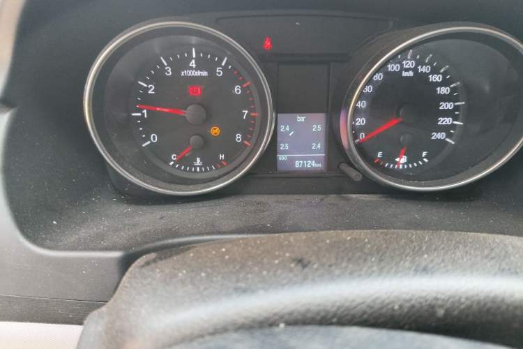 Used Haval M6 2019 1.5T Manual Two-Wheel Drive Elite Version China VI Standard Odometer Close Up
