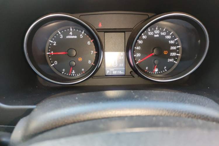 Used Haval M6 2019 1.5T DCT Two-Wheel Drive Elite Version China VI Standard Odometer Close Up
