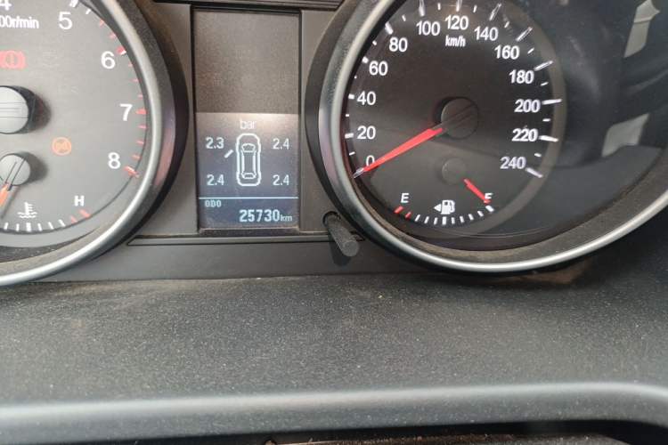 Used Haval M6 2019 1.5T Manual Two-Wheel Drive Elite Version China VI Standard Odometer Close Up