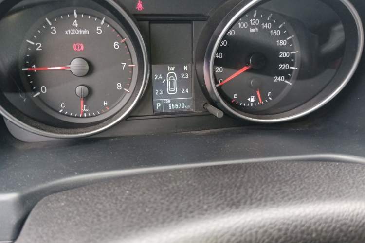 Used Haval M6 2019 1.5T DCT Two-Wheel Drive Elite Version China VI Standard Odometer Close Up