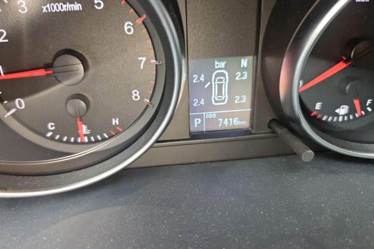 Used Haval M6 2019 1.5T DCT Two-Wheel Drive Elite Version China VI Standard Odometer Close Up