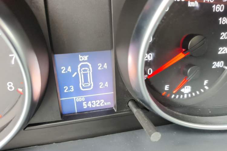 Used Haval M6 2019 1.5T Manual Two-Wheel Drive Elite Version China V Standard Odometer Close Up