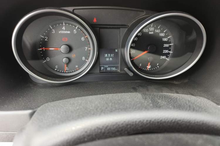 Used Haval M6 2019 1.5T DCT Two-Wheel Drive Elite Version China VI Standard Odometer Close Up