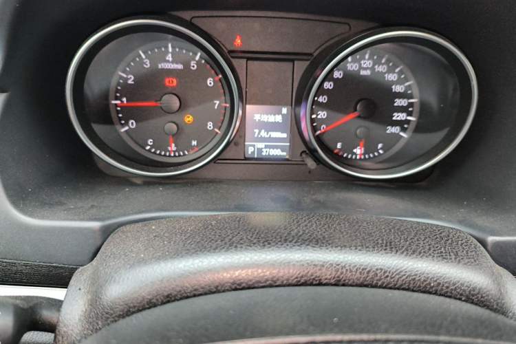 Used Haval M6 2019 1.5T DCT Two-Wheel Drive Elite Version China VI Standard Odometer Close Up
