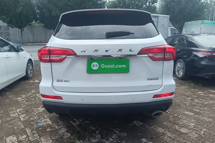 Used Haval M6 2019 1.5T DCT Two-Wheel Drive Value Edition China VI Standard Rear