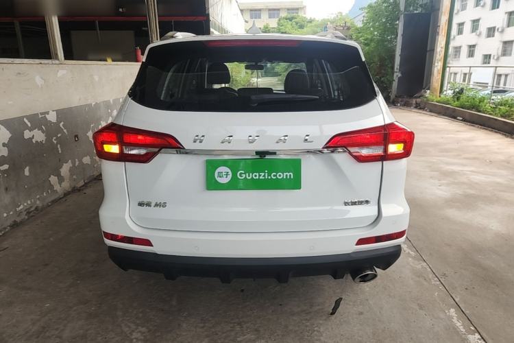 Used Haval M6 2019 1.5T DCT Two-Wheel Drive Elite Version China V Standard Rear