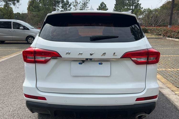 Used Haval M6 2019 1.5T DCT Two-Wheel Drive Value Edition China VI Standard Rear