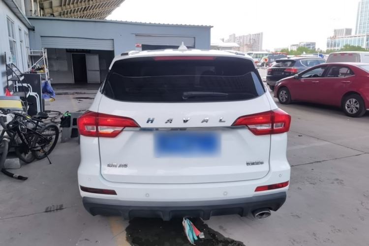 Used Haval M6 2019 1.5T DCT Two-Wheel Drive Value Edition China VI Standard Rear