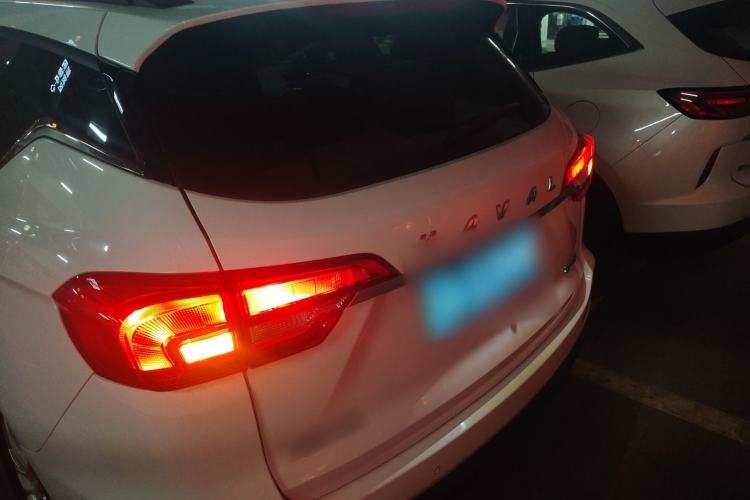 Used Haval M6 2019 1.5T Manual Two-Wheel Drive Urban Version China VI Standard Rear