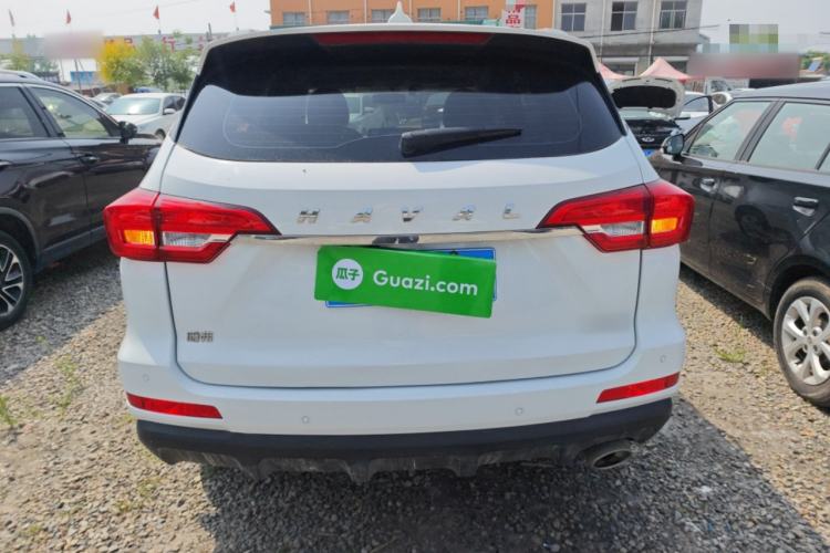 Used Haval M6 2019 1.5T DCT Two-Wheel Drive Value Edition China VI Standard Rear