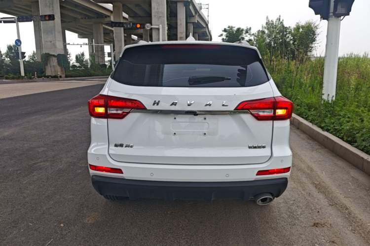 Used Haval M6 2019 1.5T DCT Two-Wheel Drive Elite Version China VI Standard Rear