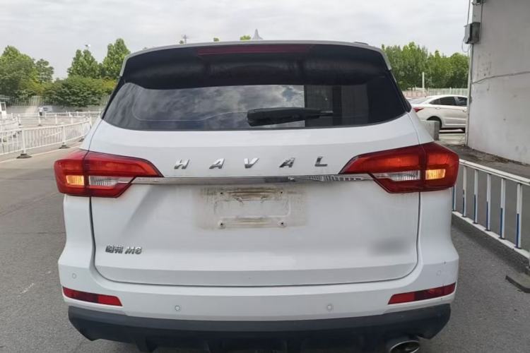 Used Haval M6 2019 1.5T DCT Two-Wheel Drive Value Edition China VI Standard Rear