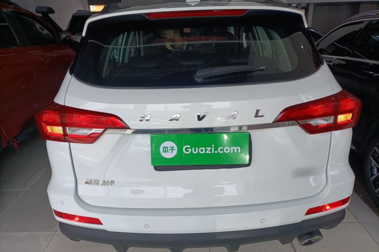 Used Haval M6 2019 1.5T DCT Two-Wheel Drive Elite Version China VI Standard Rear