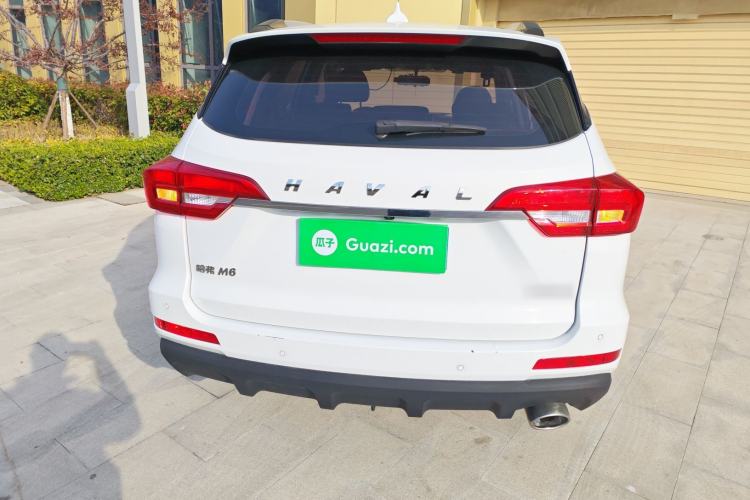 Used Haval M6 2019 1.5T DCT Two-Wheel Drive Elite Version China VI Standard Rear