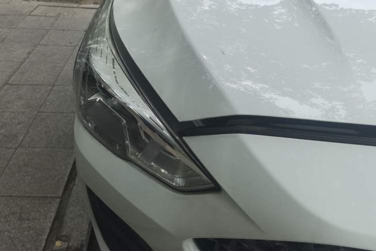 Used Haval M6 2019 1.5T DCT Two-Wheel Drive Value Edition China VI Standard Right Front Headlight