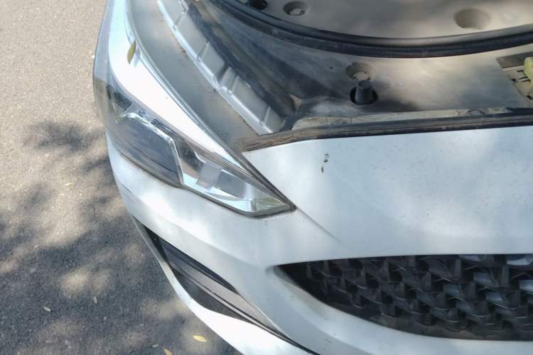 Used Haval M6 2019 1.5T DCT Two-Wheel Drive Value Edition China VI Standard Right Front Headlight