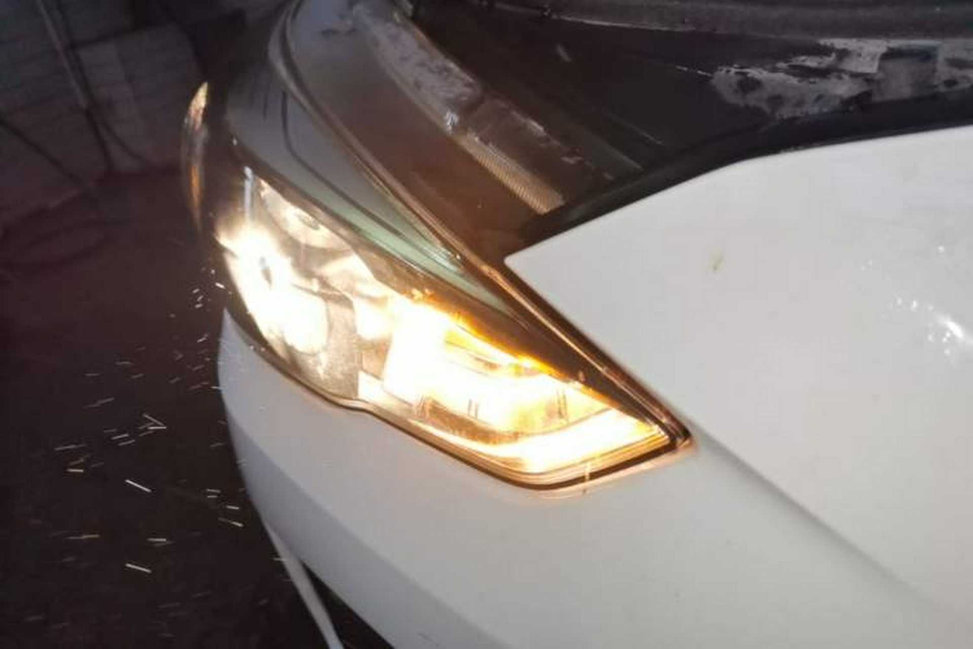 Used Haval M6 2019 1.5T DCT Two-Wheel Drive Value Edition China VI Standard Right Front Headlight