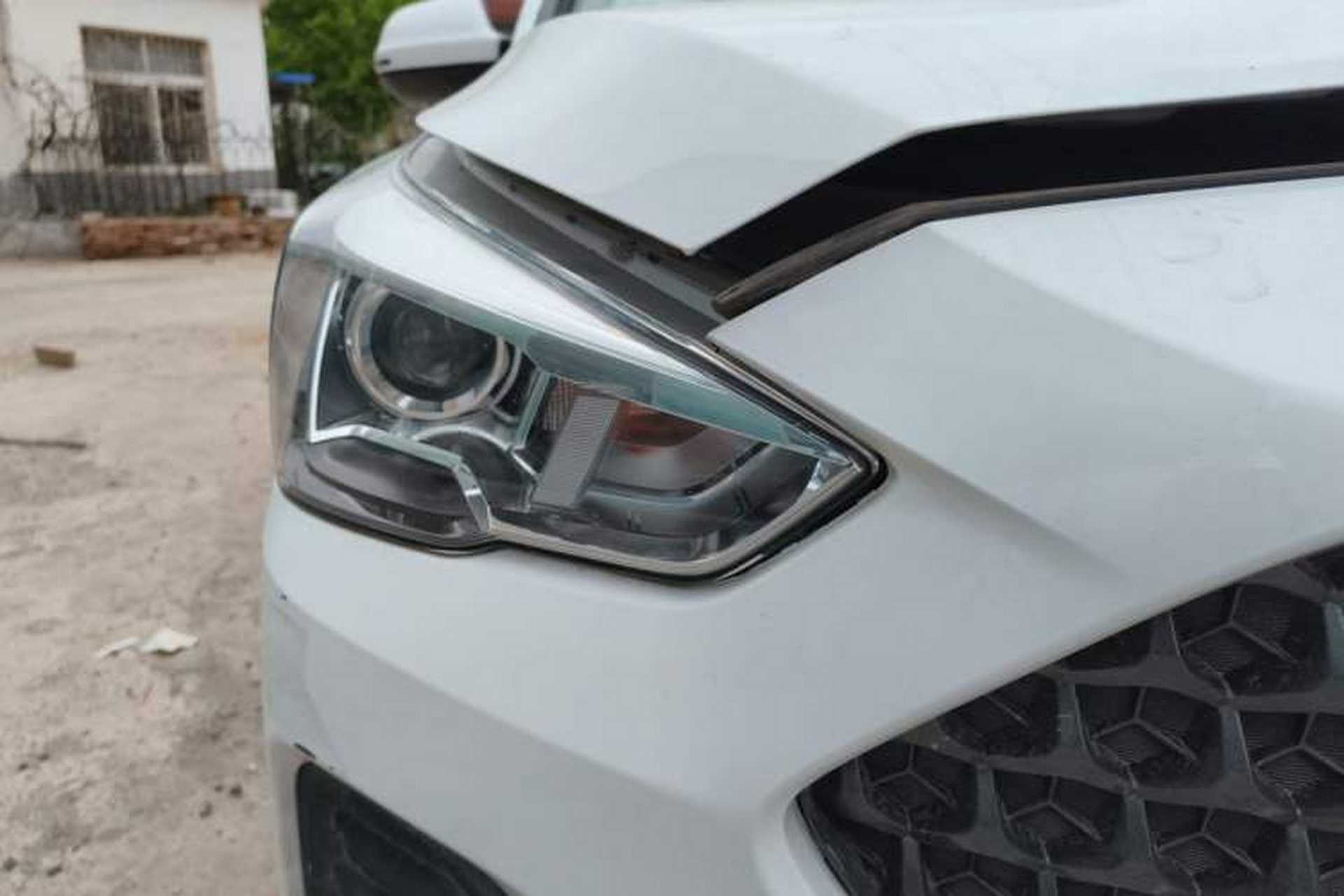 Used Haval M6 2019 1.5T DCT Two-Wheel Drive Elite Version China V Standard Right Front Headlight