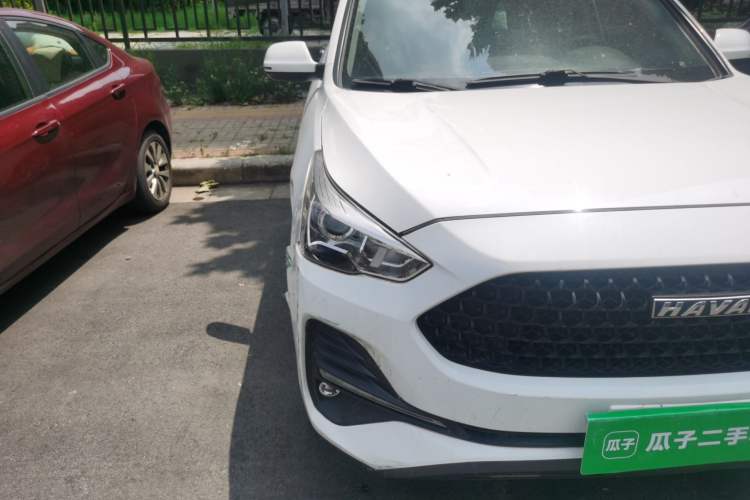 Used Haval M6 2019 1.5T DCT Two-Wheel Drive Elite Version China VI Standard Right Front Headlight