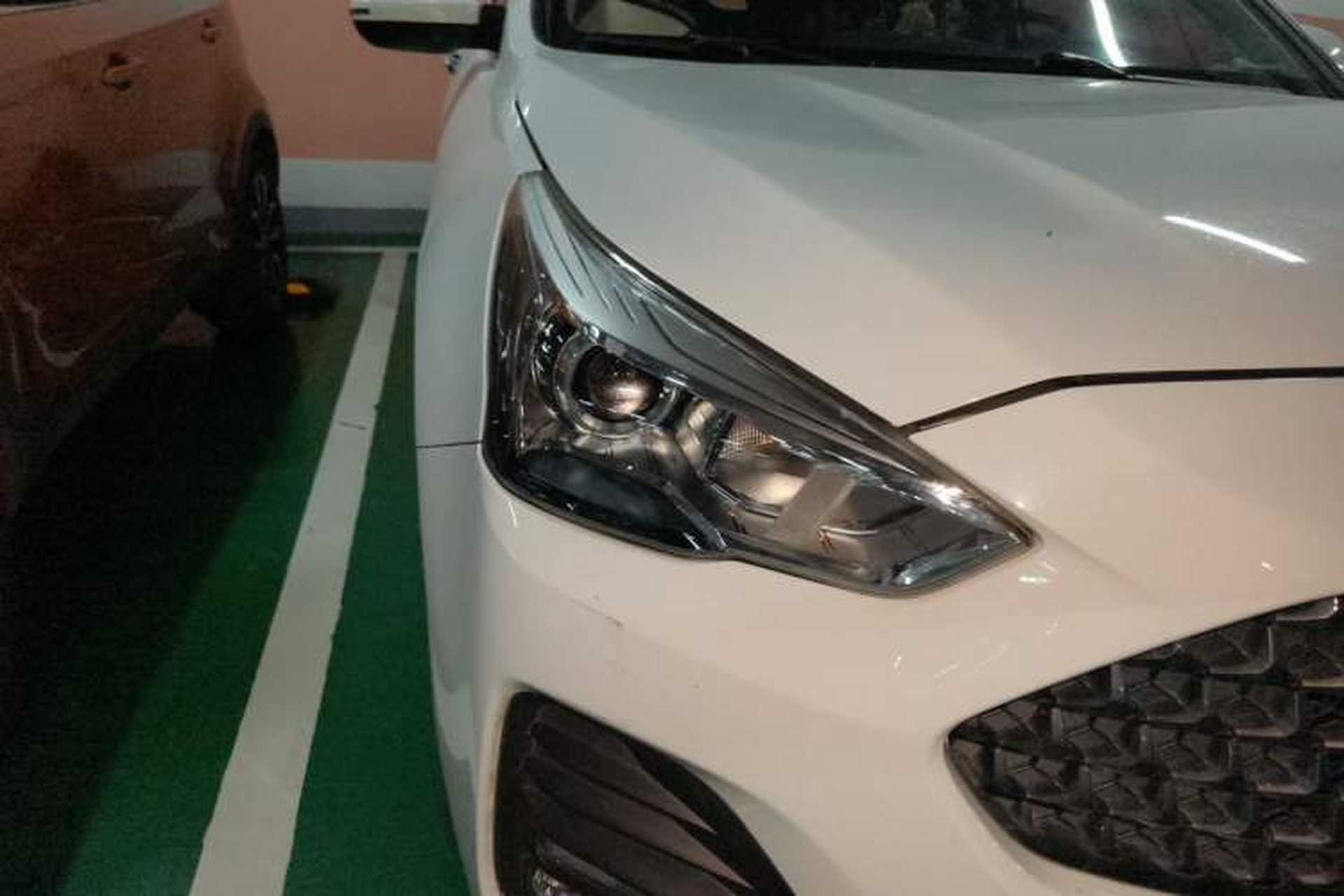 Used Haval M6 2019 1.5T DCT Two-Wheel Drive Elite Version China VI Standard Right Front Headlight