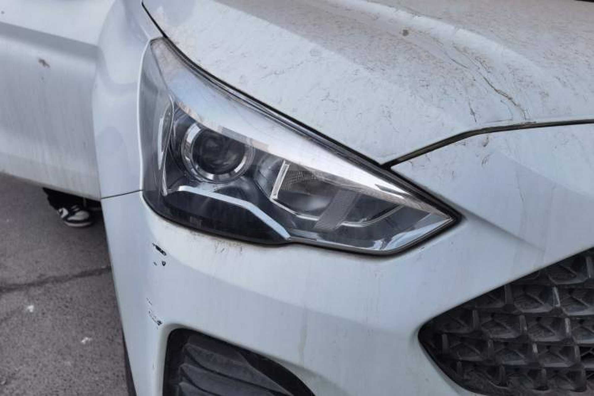Used Haval M6 2019 1.5T DCT Two-Wheel Drive Value Edition China VI Standard Right Front Headlight