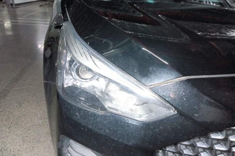 Used Haval M6 2019 1.5T DCT Two-Wheel Drive Value Edition China VI Standard Right Front Headlight