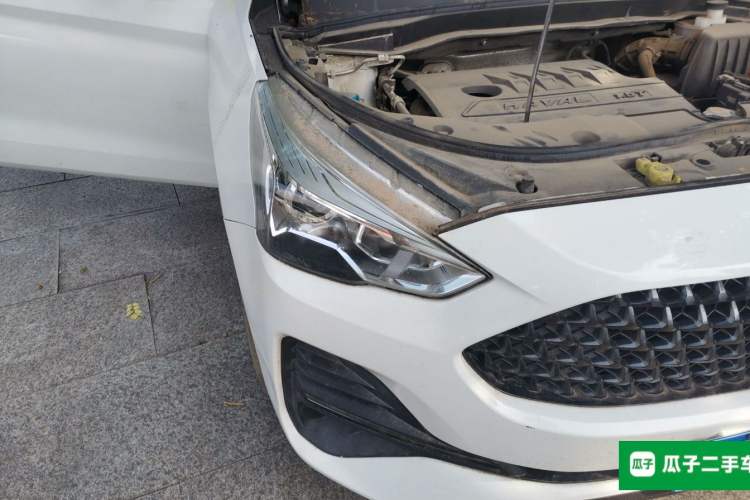 Used Haval M6 2019 1.5T Manual Two-Wheel Drive Urban Version China V Standard Right Front Headlight