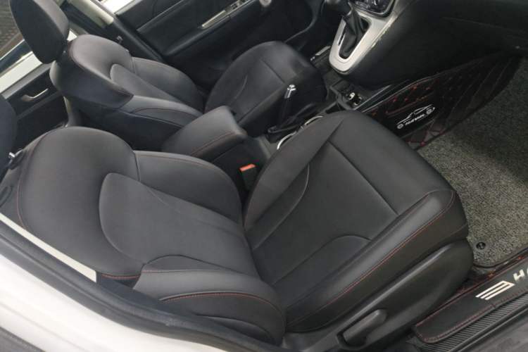 Used Haval M6 2019 1.5T DCT Two-Wheel Drive Elite Version China V Standard Right Front Seat