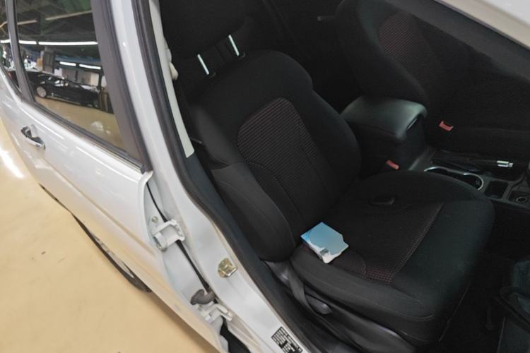 Used Haval M6 2019 1.5T Manual Two-Wheel Drive Urban Version China VI Standard Right Front Seat