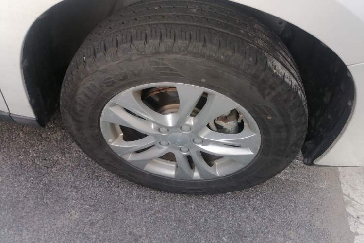 Used Haval M6 2019 1.5T Manual Two-Wheel Drive Urban Version China VI Standard Right Front Wheel Hub
