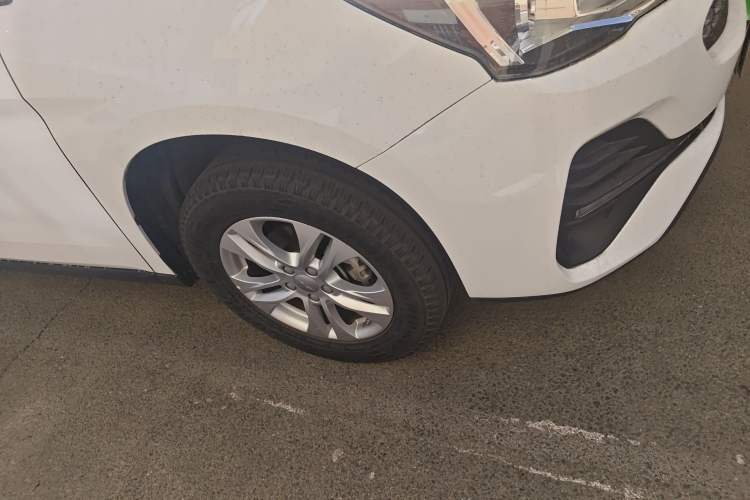 Used Haval M6 2019 1.5T Manual Two-Wheel Drive Urban Version China VI Standard Right Front Wheel Hub