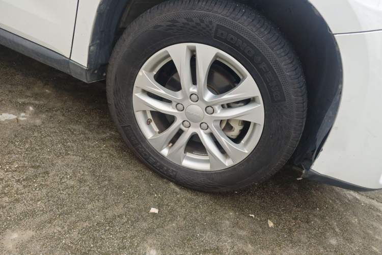 Used Haval M6 2019 1.5T DCT Two-Wheel Drive Elite Version China VI Standard Right Front Wheel Hub