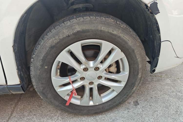 Used Haval M6 2019 1.5T DCT Two-Wheel Drive Elite Version China VI Standard Right Front Wheel Hub