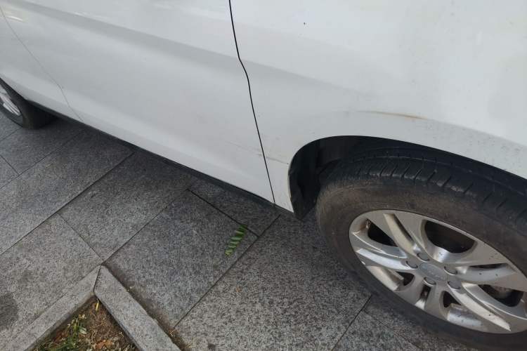 Used Haval M6 2019 1.5T Manual Two-Wheel Drive Urban Version China V Standard Right Front Wheel Hub