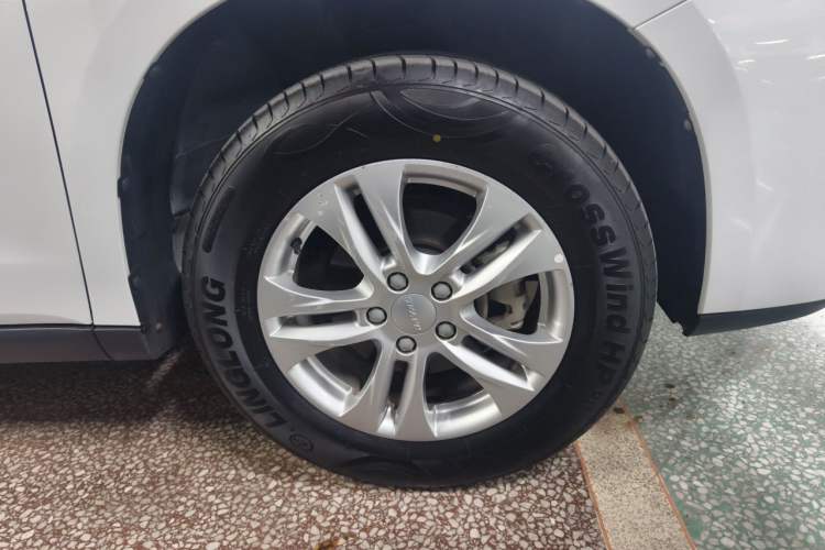 Used Haval M6 2019 1.5T DCT Two-Wheel Drive Urban Version China V Standard Right Front Wheel Hub